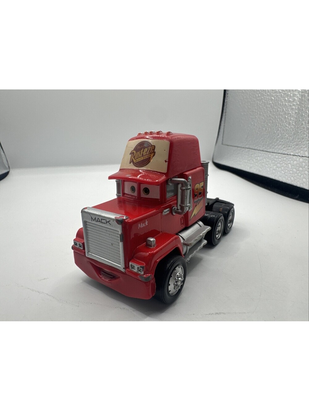 Disney Pixar Cars Mack Rusteze Truck Hauler Cab Only Red 95 Toy diecast/plastic